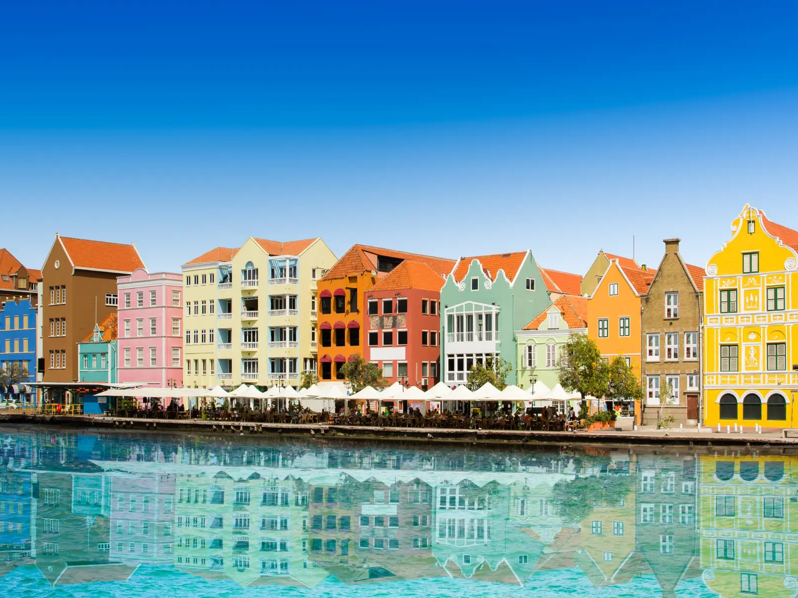 A photograph of homes on the coast of Curaçao