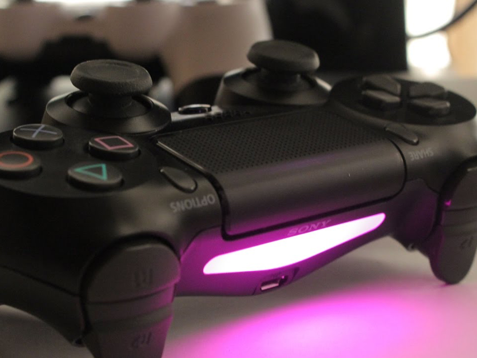 DualShock 4 controller photograph